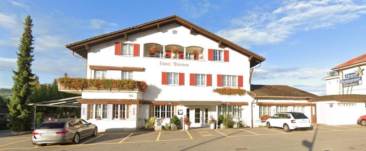 Hotel Restaurant Sternen Gelfingen Exterior foto